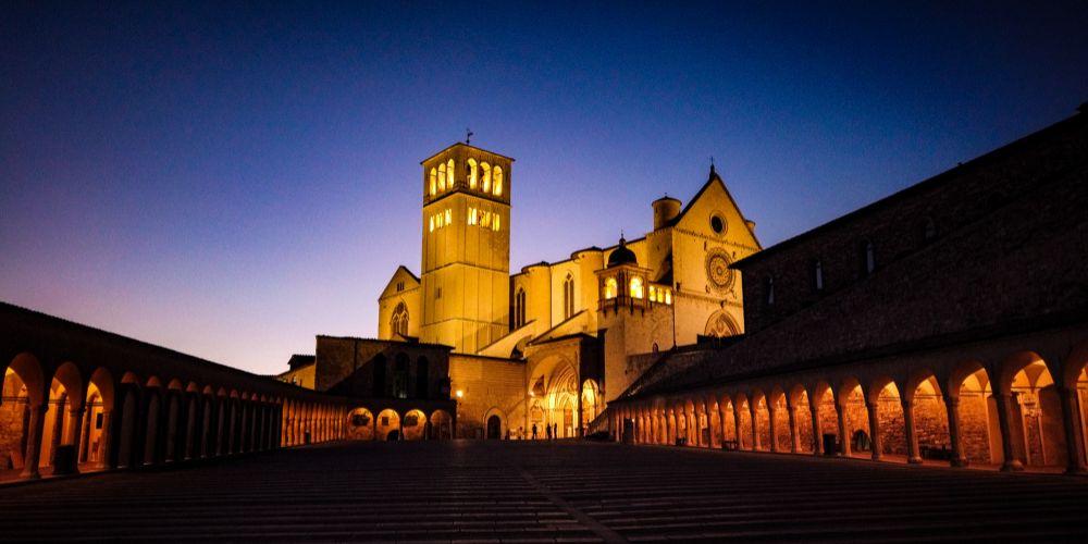 11. The best living cribs of the Apennines